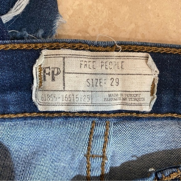 Free People Skinny Jeans 61855-16515125 Distressed Knees Womens Size 29 Stretch - Picture 14 of 16